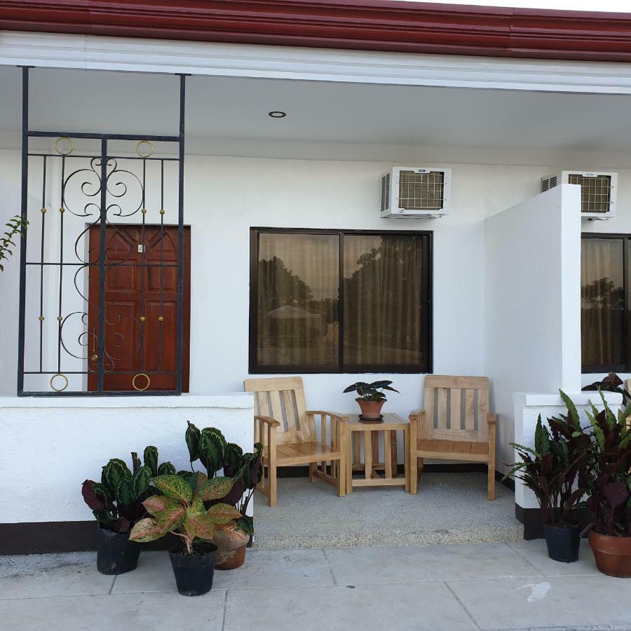 Panglao Village Court Studios Exterior photo